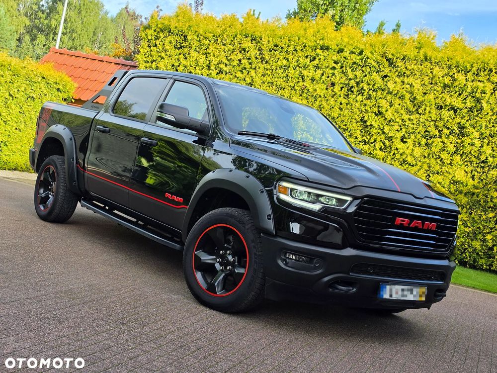 Dodge RAM 5.7 4x4 - 1