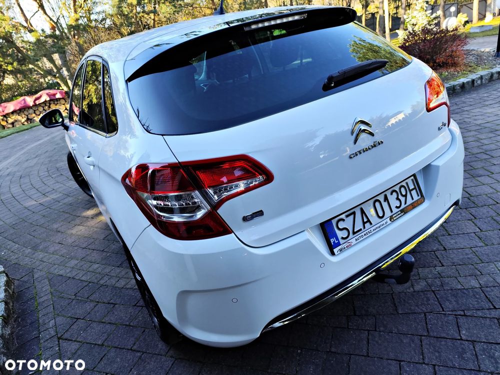 Citroën C4 e-HDi 110 Stop/Start System Selection - 21