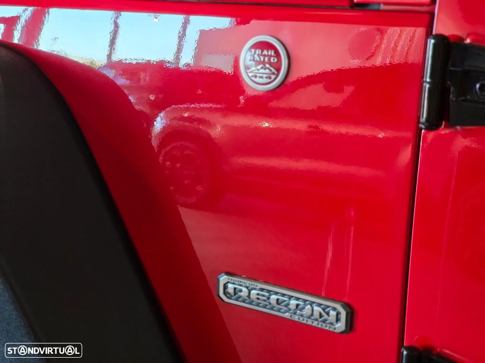 Jeep Wrangler Unlimited 2.8 CRD Recon AT - 30