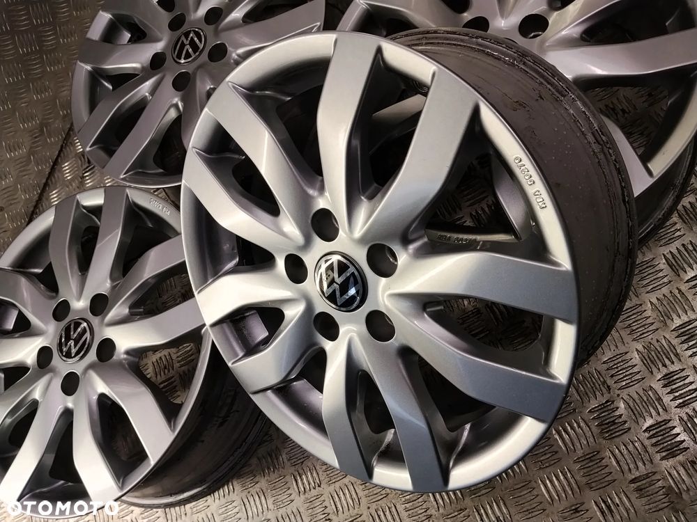 Felgi Vw Golf V VI VII Passat Caddy T-Roc Tiguan Touran 6,5Jx16 et45 5x112 - 3