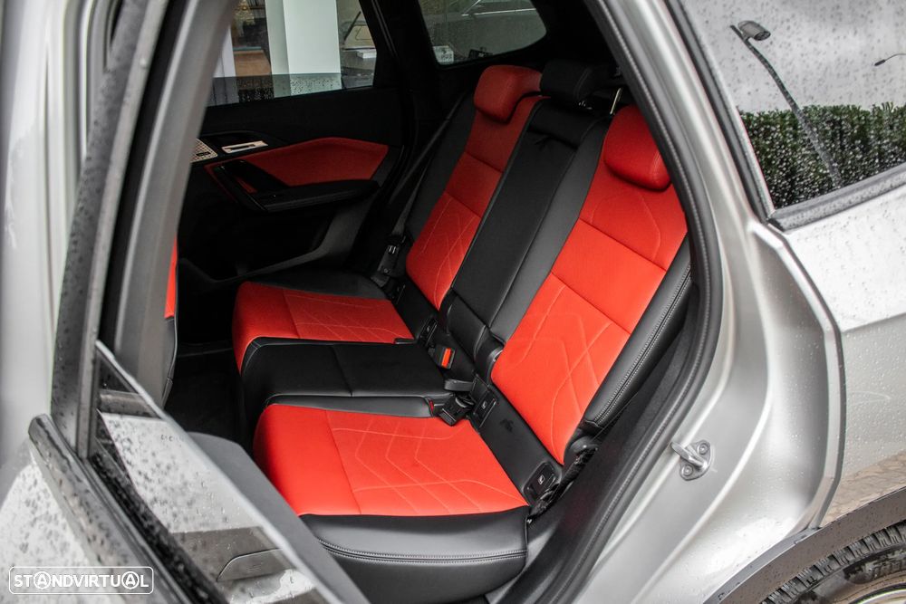 BMW iX1 xDrive30 - 34