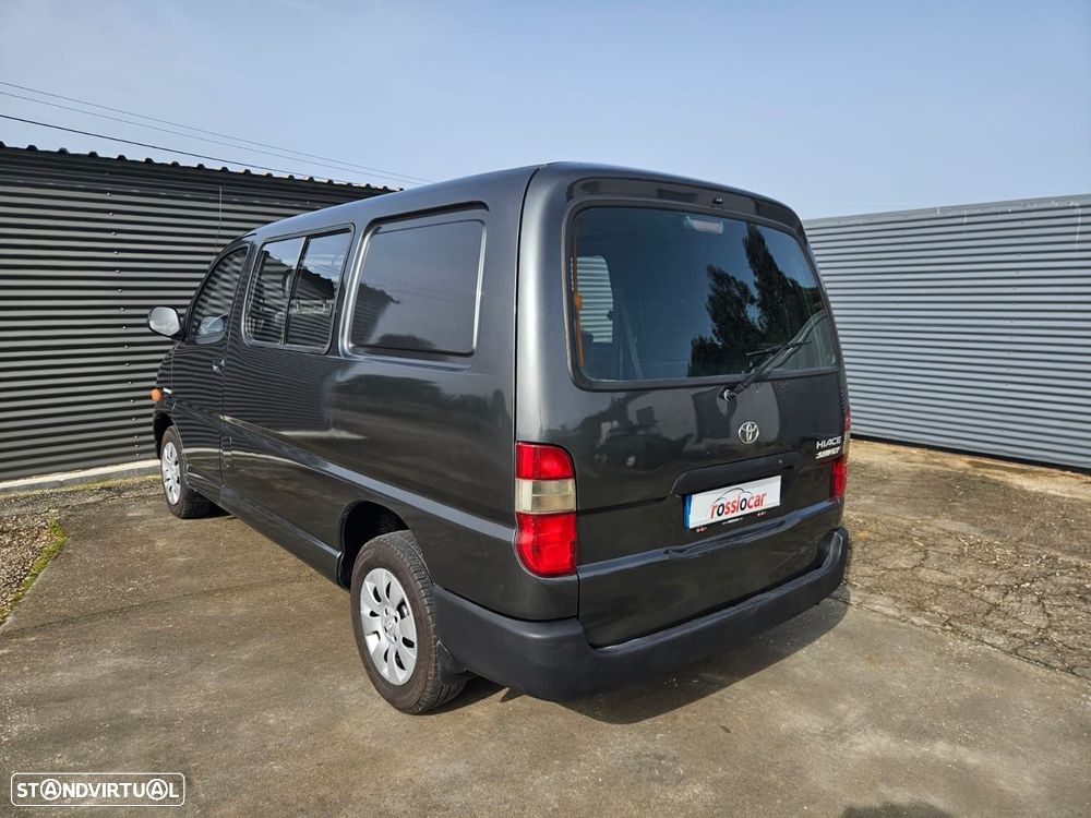 Toyota HiAce 2.4 D LXH12LG - 11