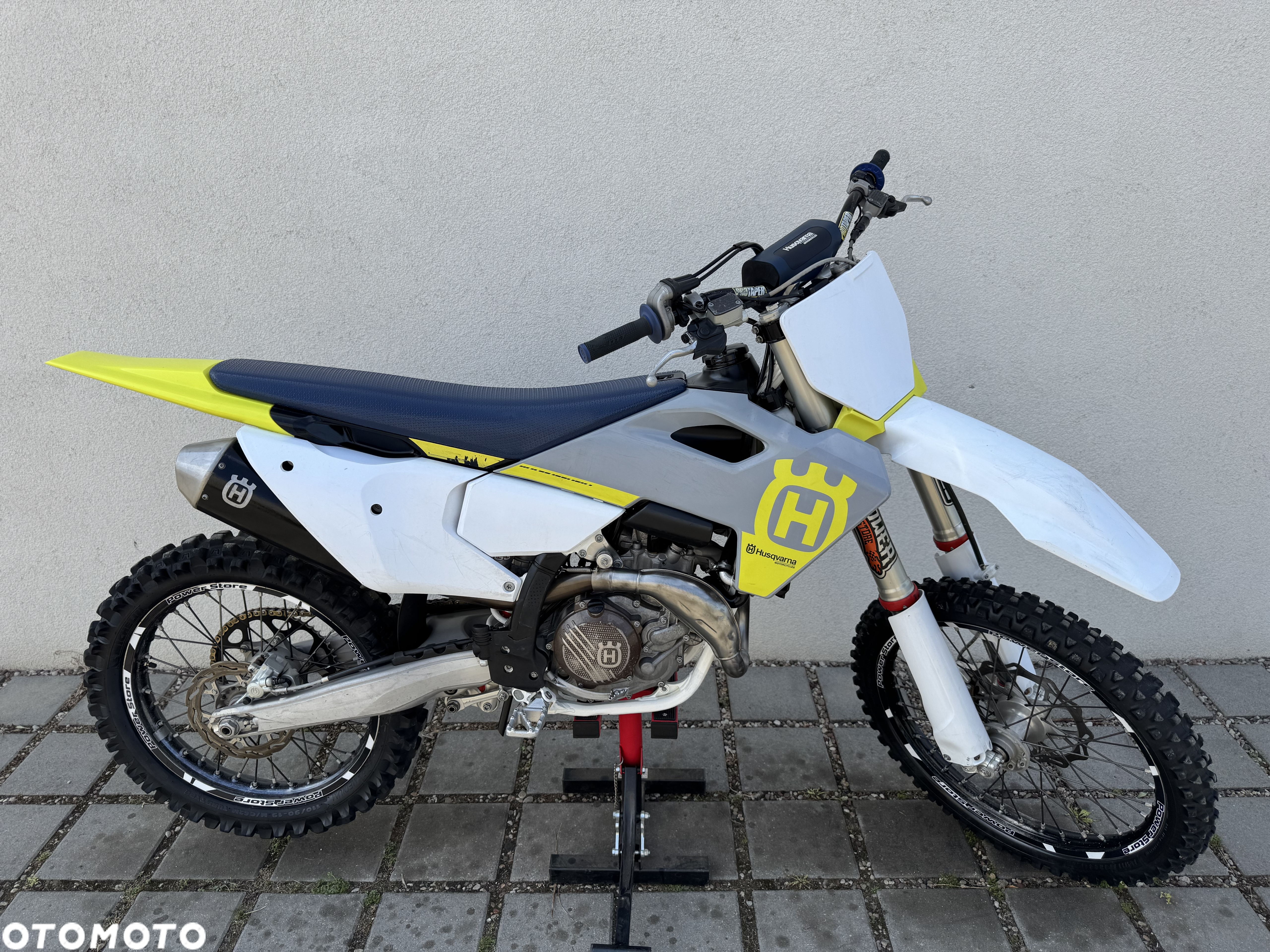 Husqvarna FC