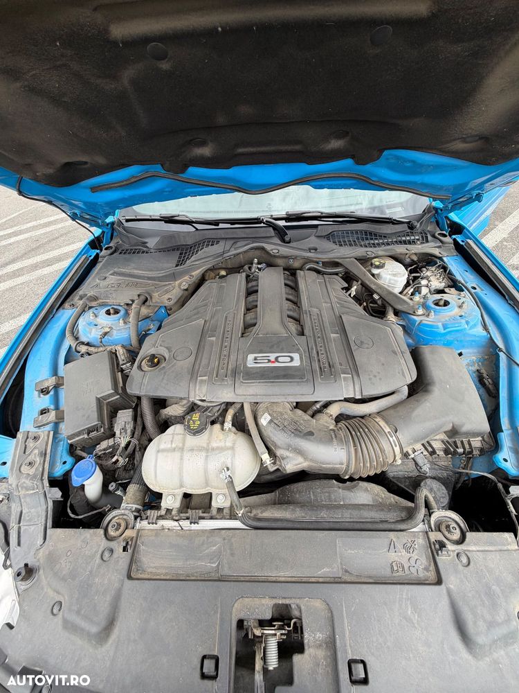 Ford Mustang 5.0 V8 GT - 8