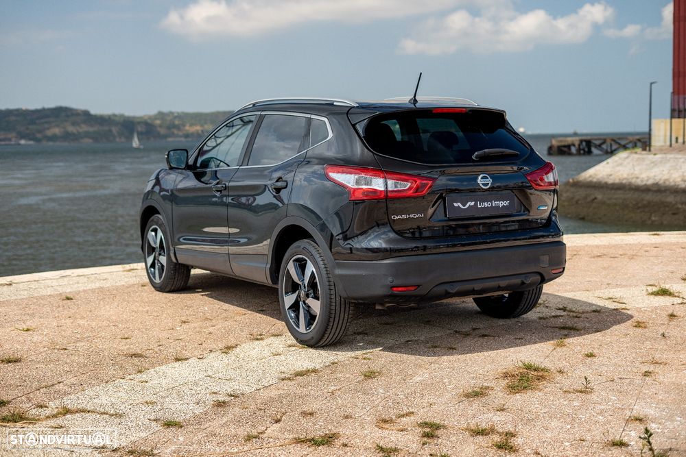 Nissan Qashqai 1.5 dCi N-Connecta 18 - 8