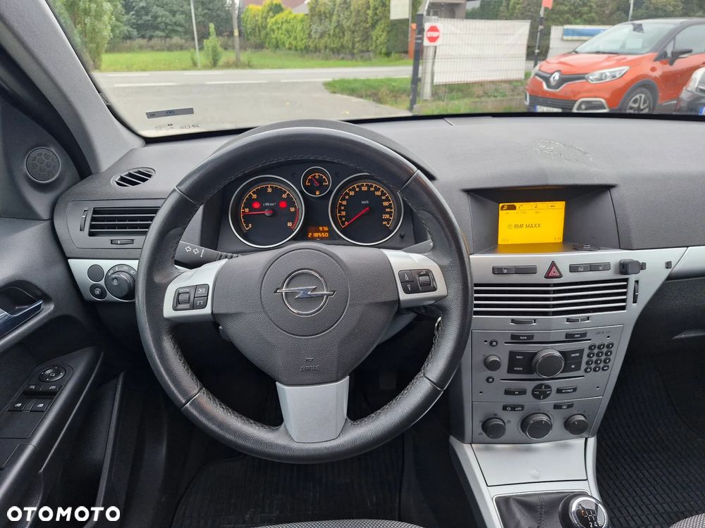 Opel Astra - 8