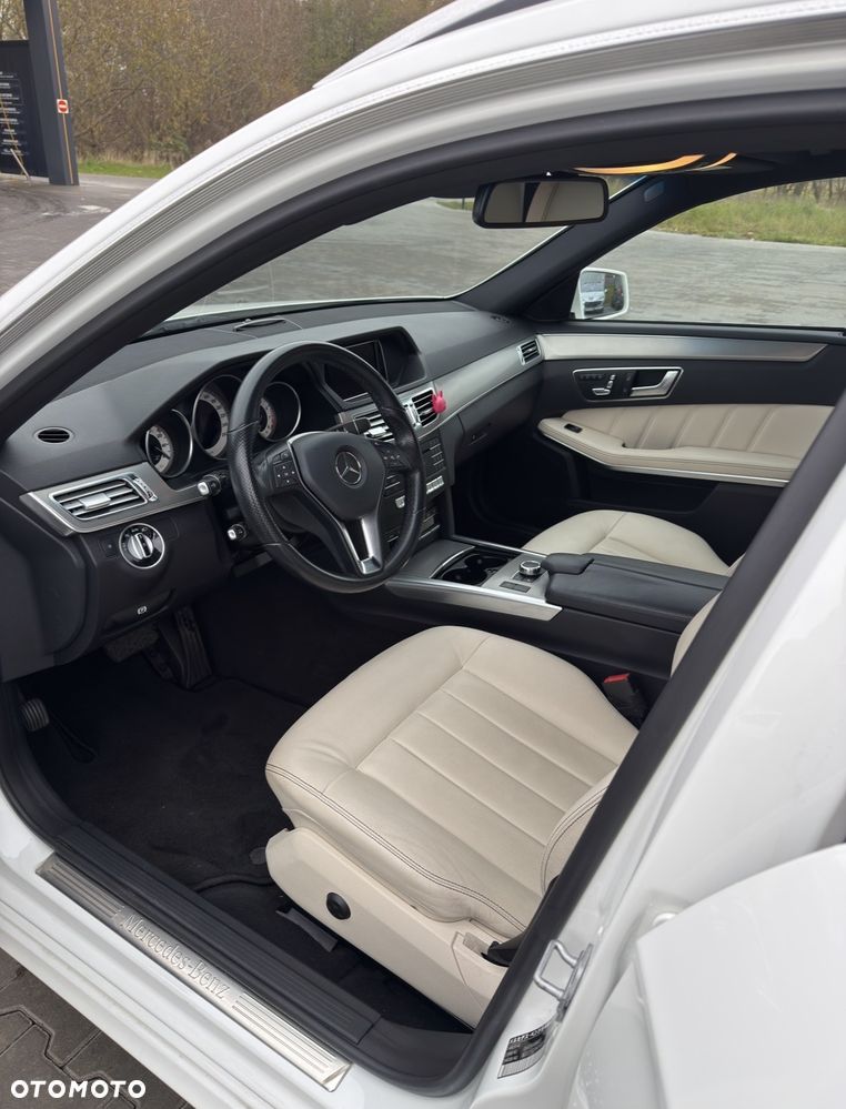 Mercedes-Benz Klasa E - 11