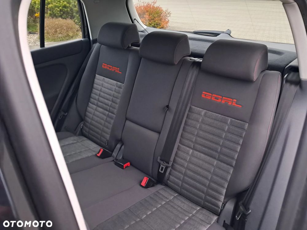 Volkswagen Golf Plus - 18