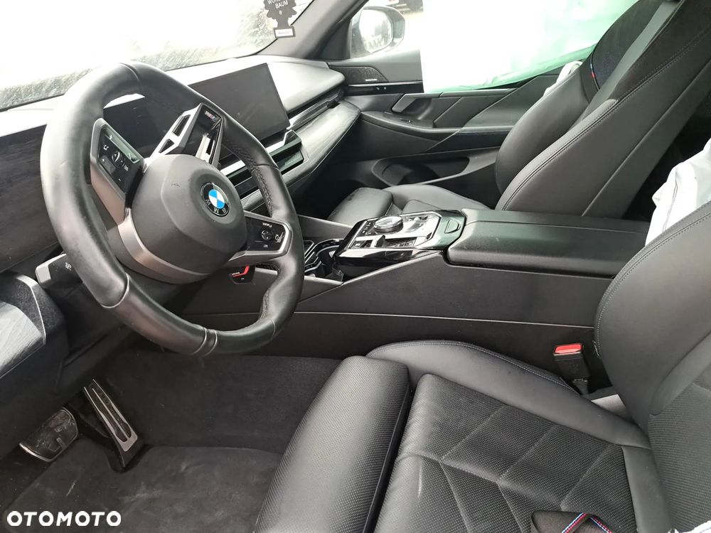 BMW Seria 5 520d xDrive mHEV M Sport - 8
