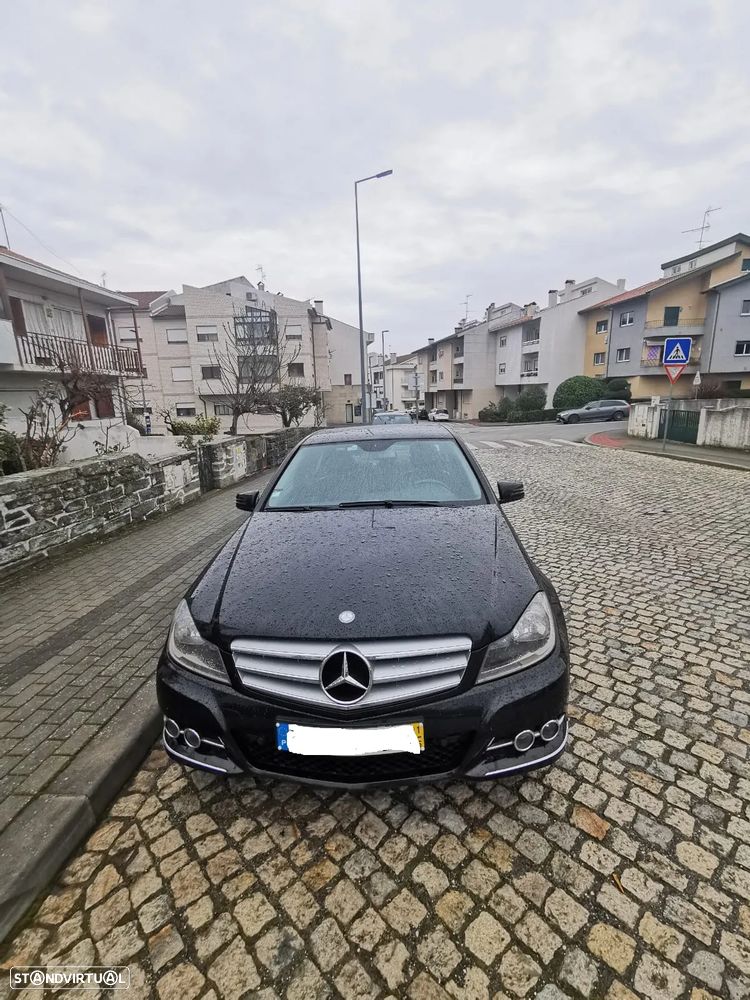 Mercedes-Benz C 220 CDI DPF (BlueEFFICIENCY) Avantgarde - 10