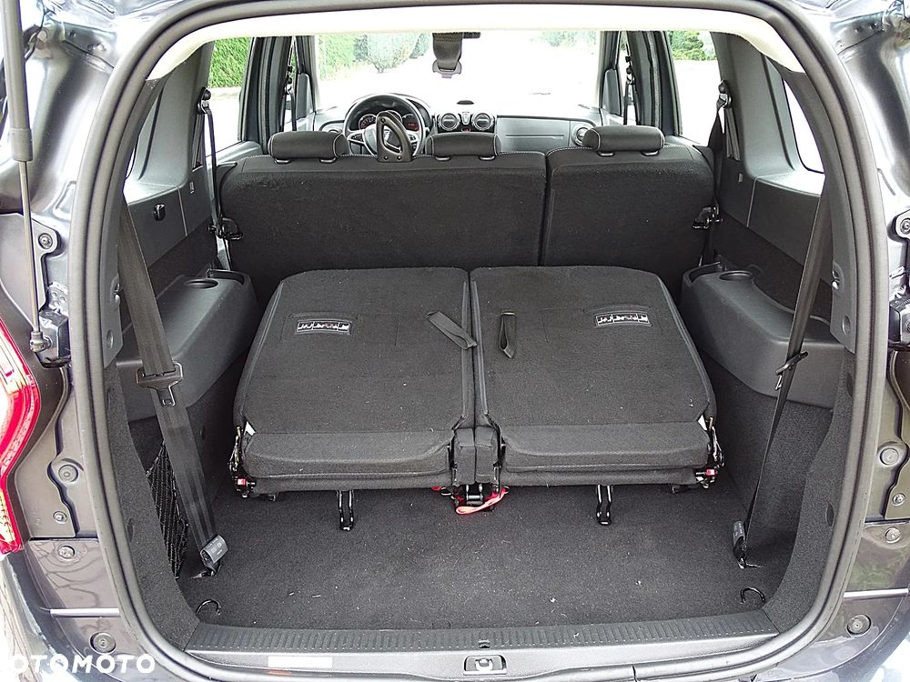 Dacia Lodgy 1.3 TCe Laureate S&S - 34