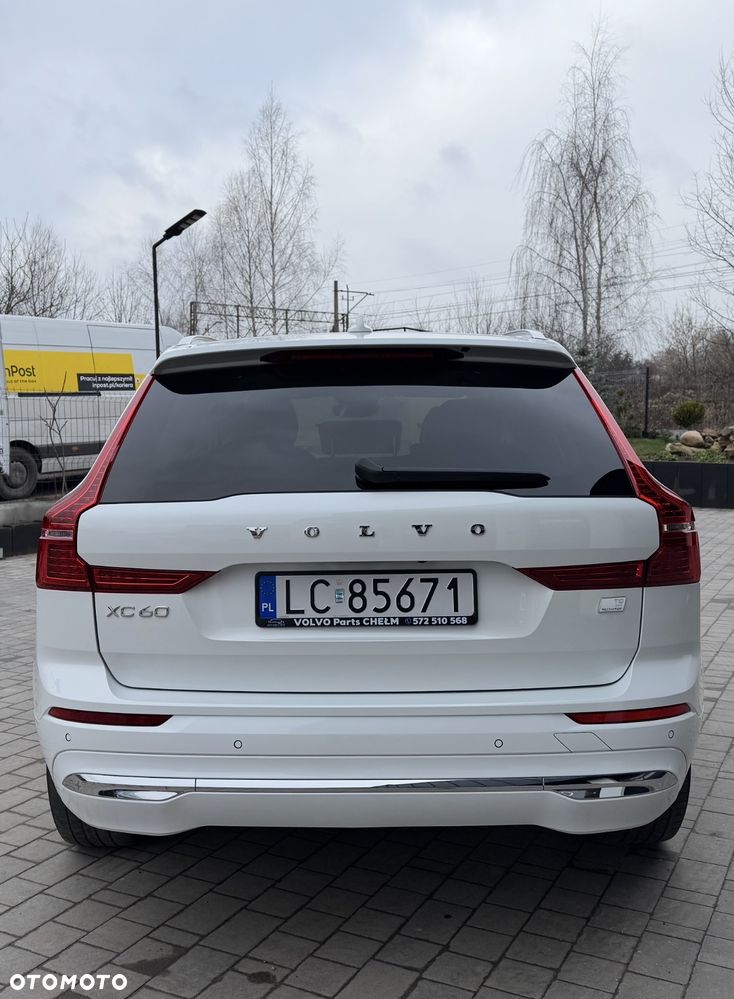 Volvo XC 60 T8 Plug-In Hybrid AWD Inscription - 9