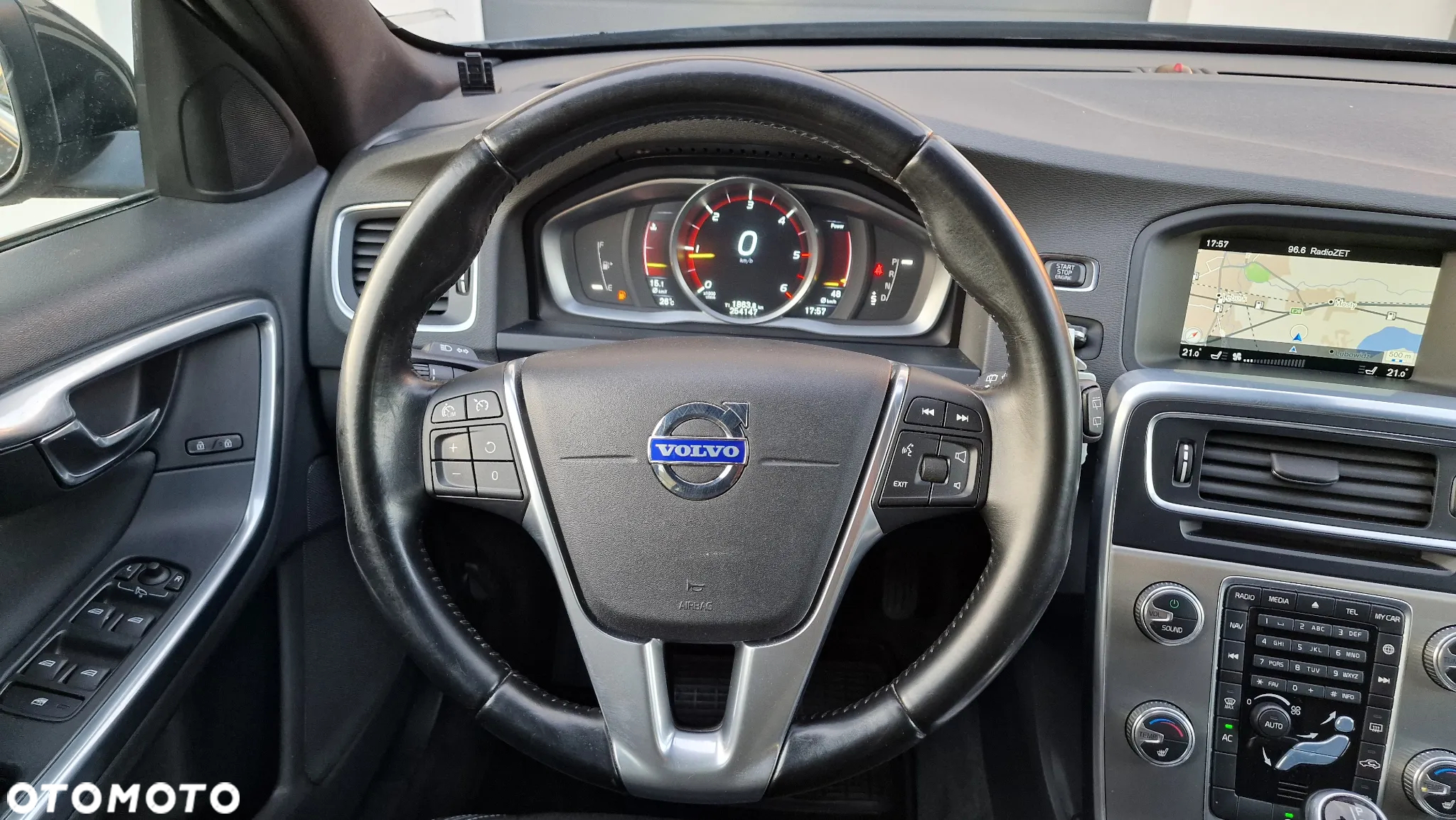 Volvo V60 D4 Drive-E Summum - 38