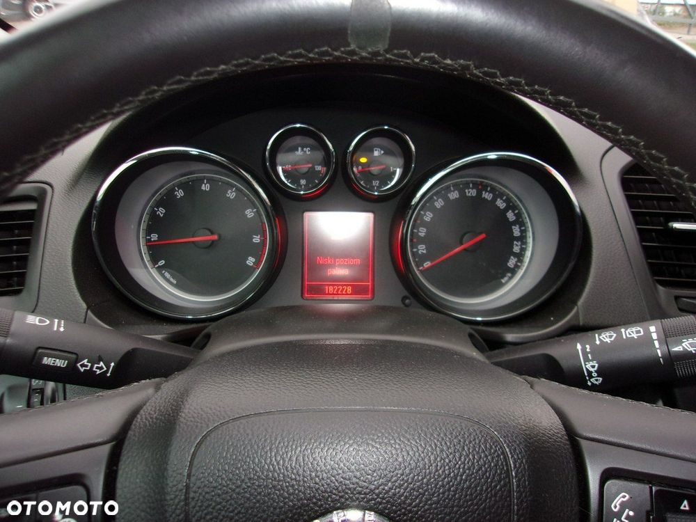 Opel Insignia 1.6 Turbo Innovation - 21