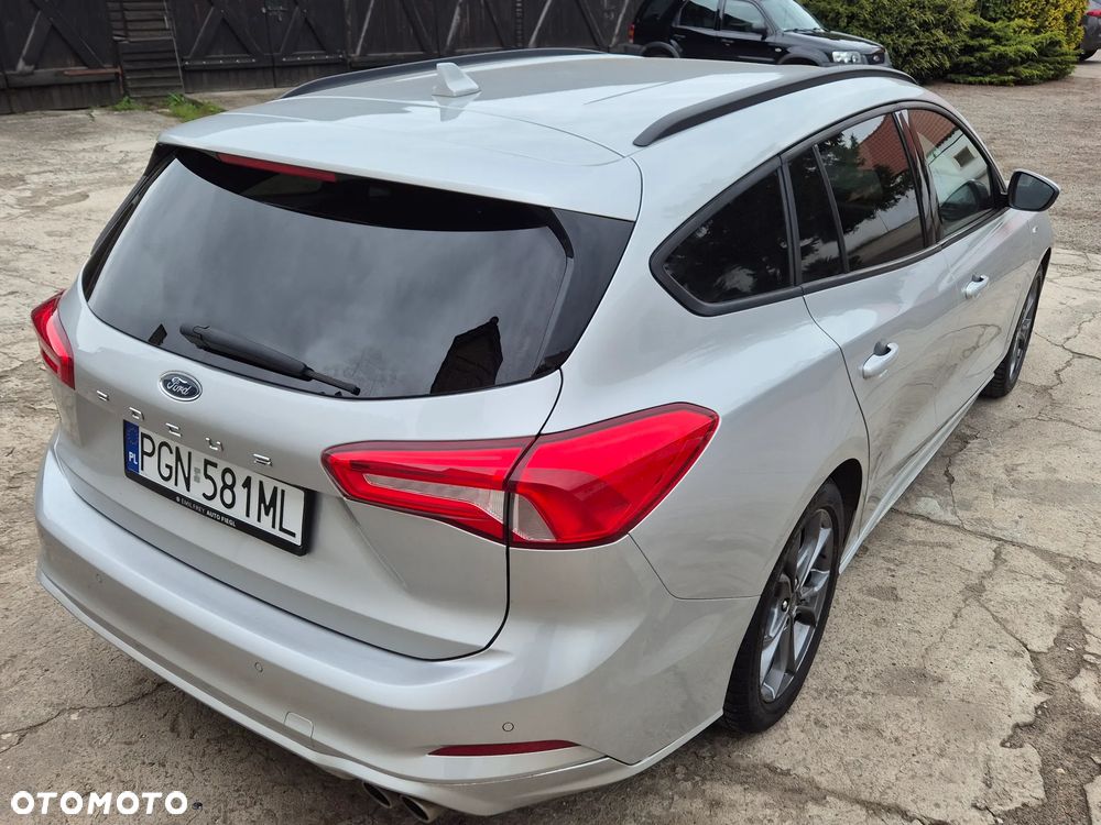 Ford Focus 1.5 EcoBlue Start-Stopp-System ST-LINE DESIGN - 13