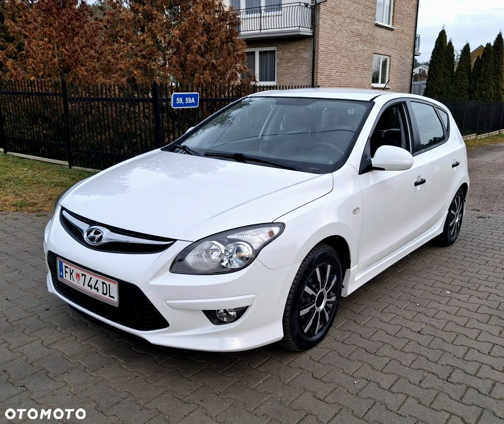 Hyundai i30 1.4 Blue Comfort - 1