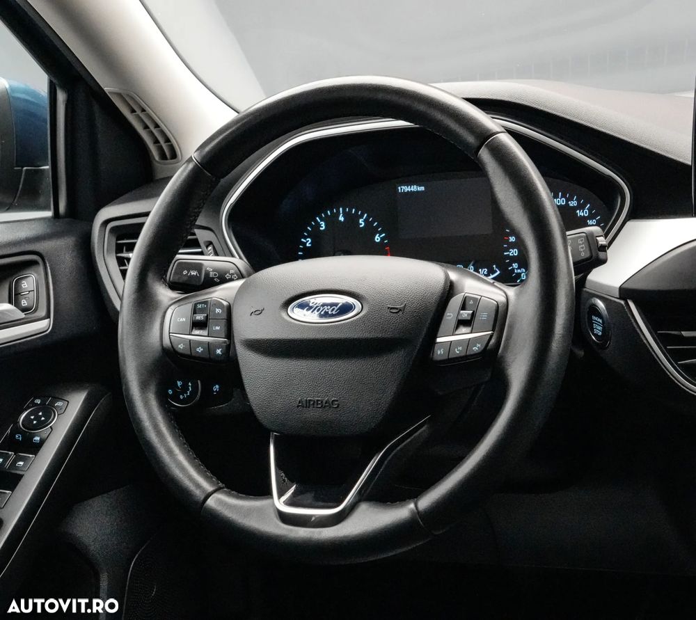 Ford Focus 1.0 EcoBoost MHEV Titanium - 18