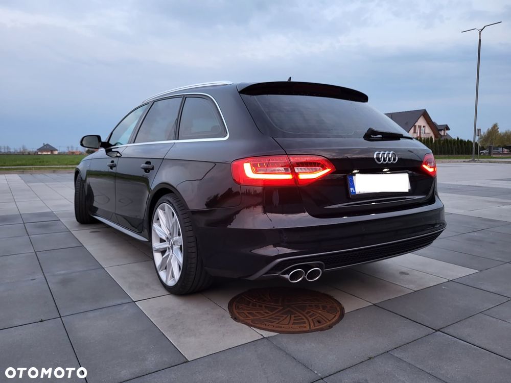 Audi A4 Avant 2.0 TDI DPF quattro S tronic S line Sportpaket - 10