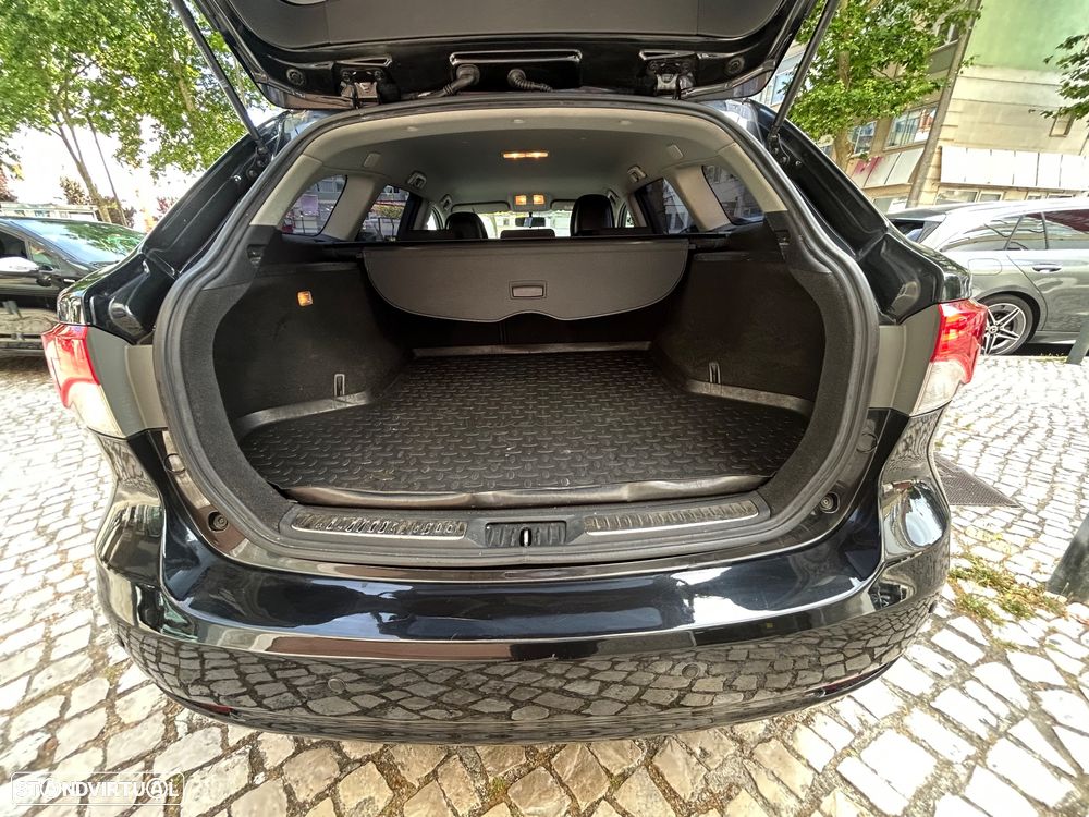 Toyota Avensis SW 2.0 D-4D Exclusive - 17