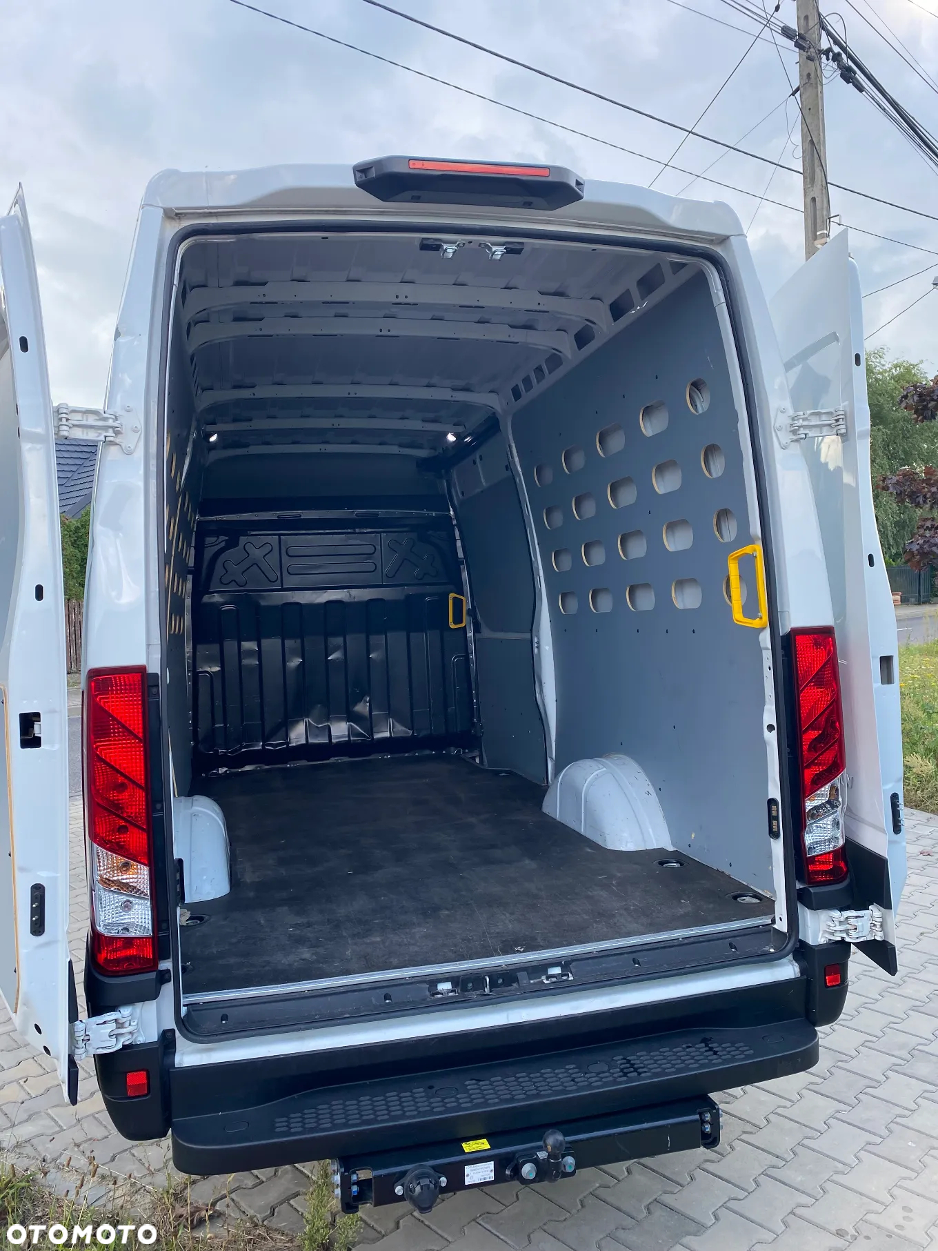 Iveco DAILY - 15