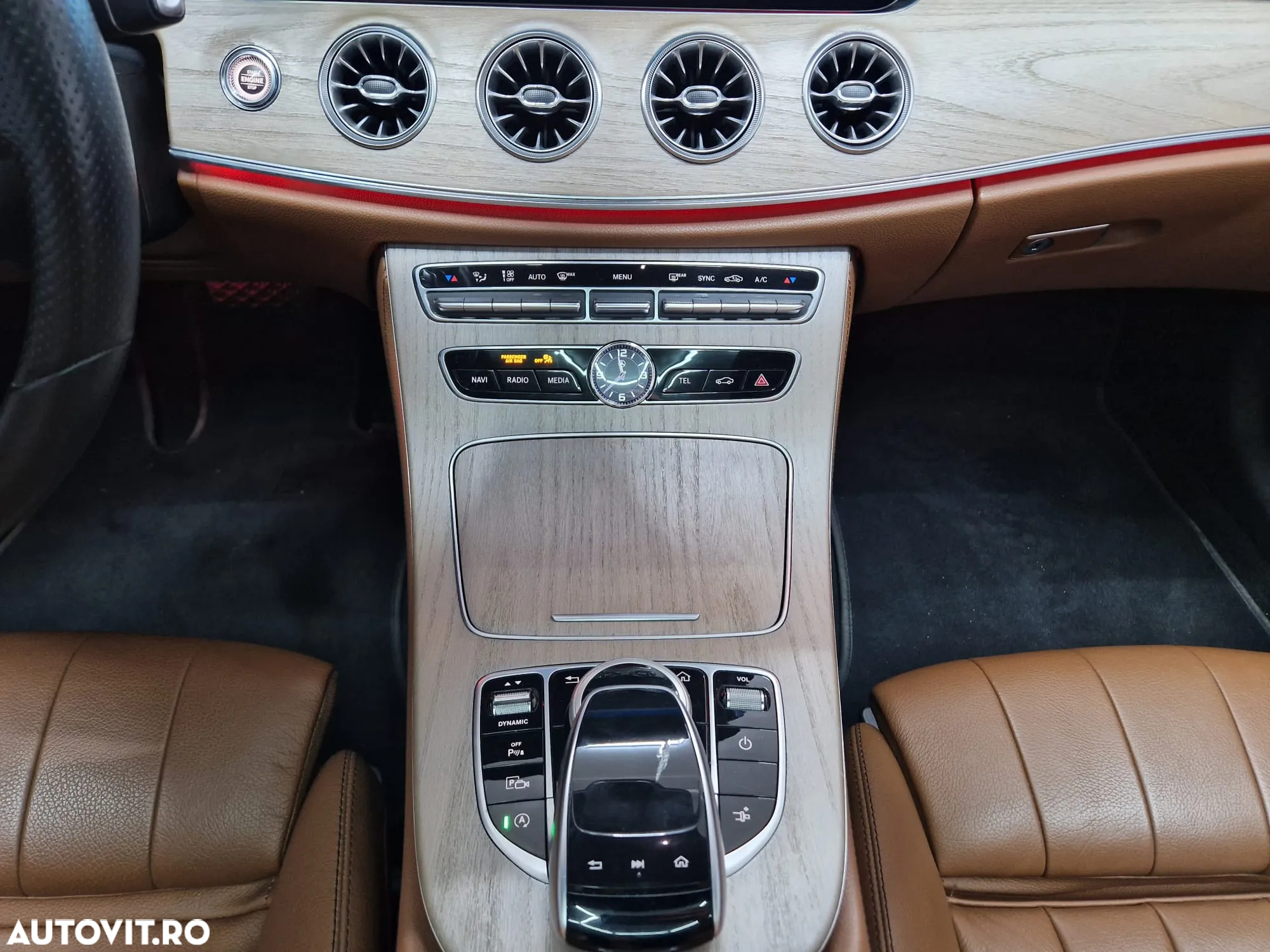 Mercedes-Benz E 220 d Coupe Aut. - 27