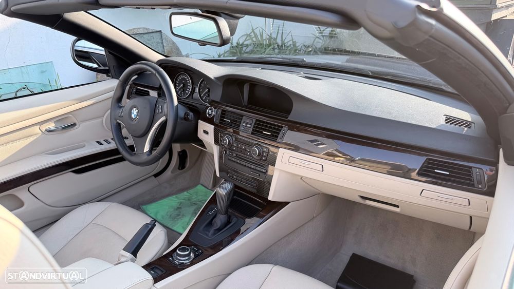 BMW 325 i Auto - 4