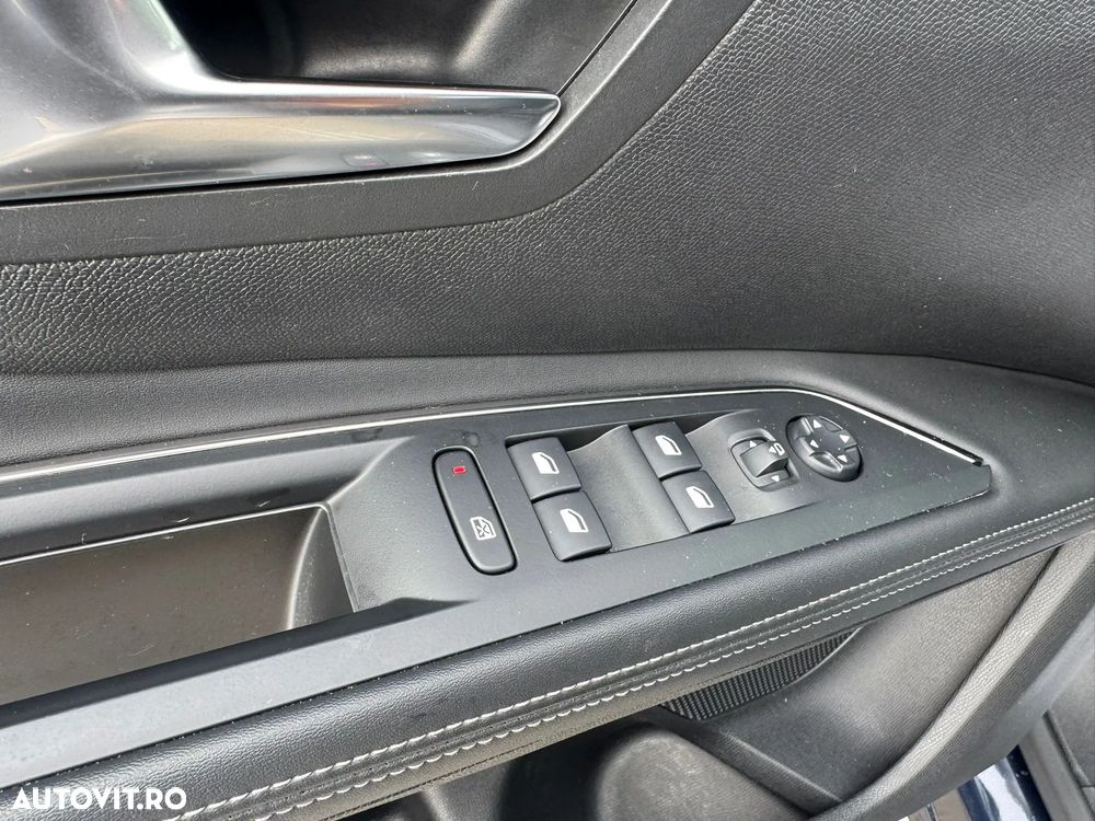 Peugeot 5008 1.5L BlueHDI EAT8 S&S Allure Pack - 20