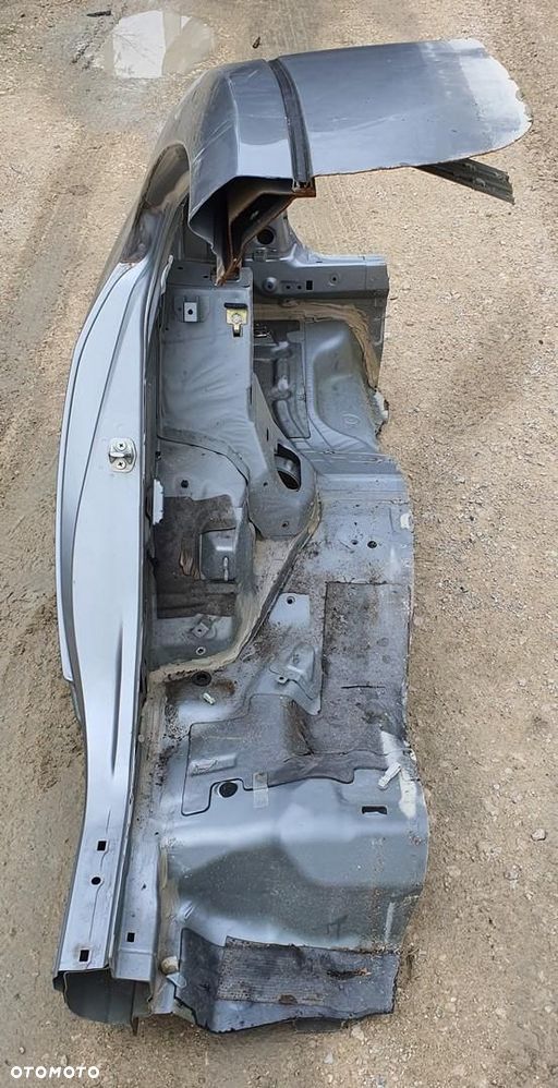 ĆWIARTKA BŁOTNIK PRAWY TYŁ NISSAN PRIMERA P12 LIFTBACK - 2