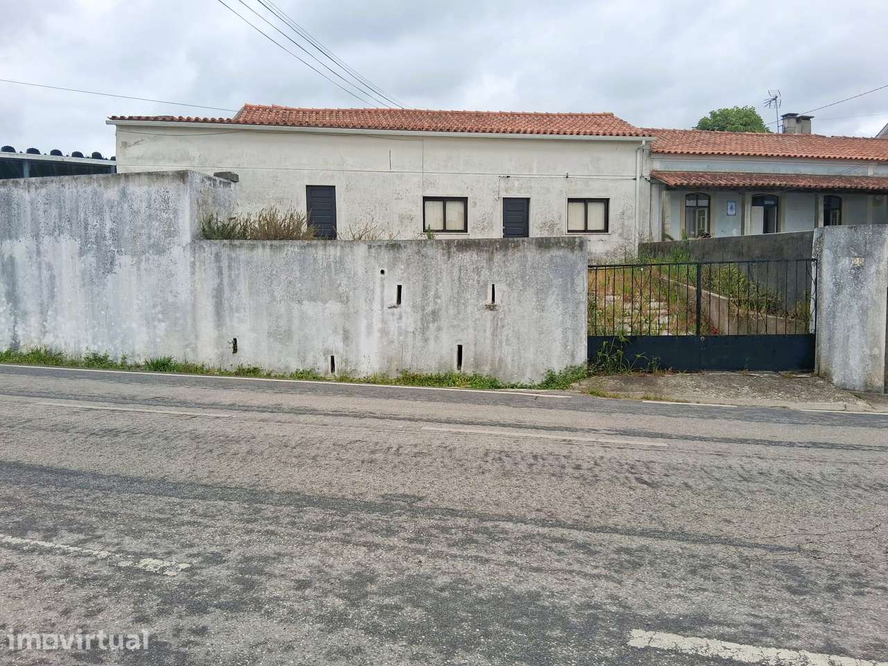 Moradia para Remodelação com Pátio | Carapinheira, Montemor-o-Velho - Grande imagem: 2/17