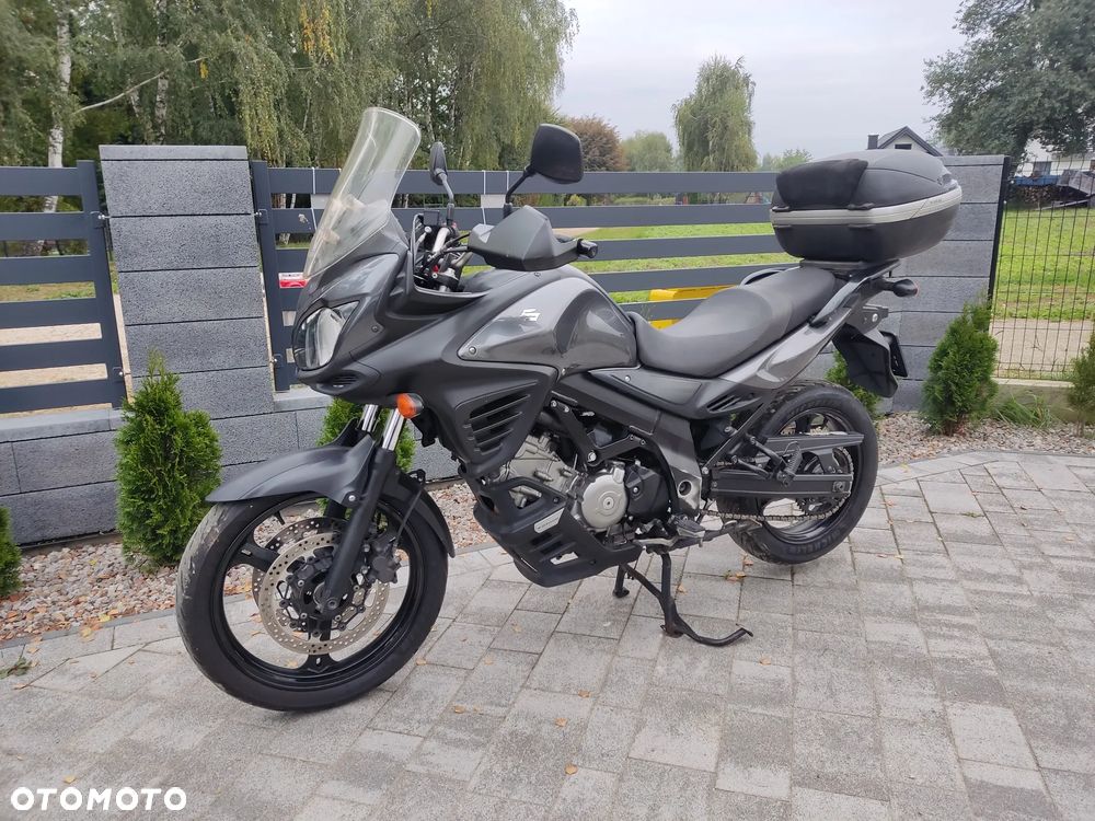 Suzuki V-STROM - 1