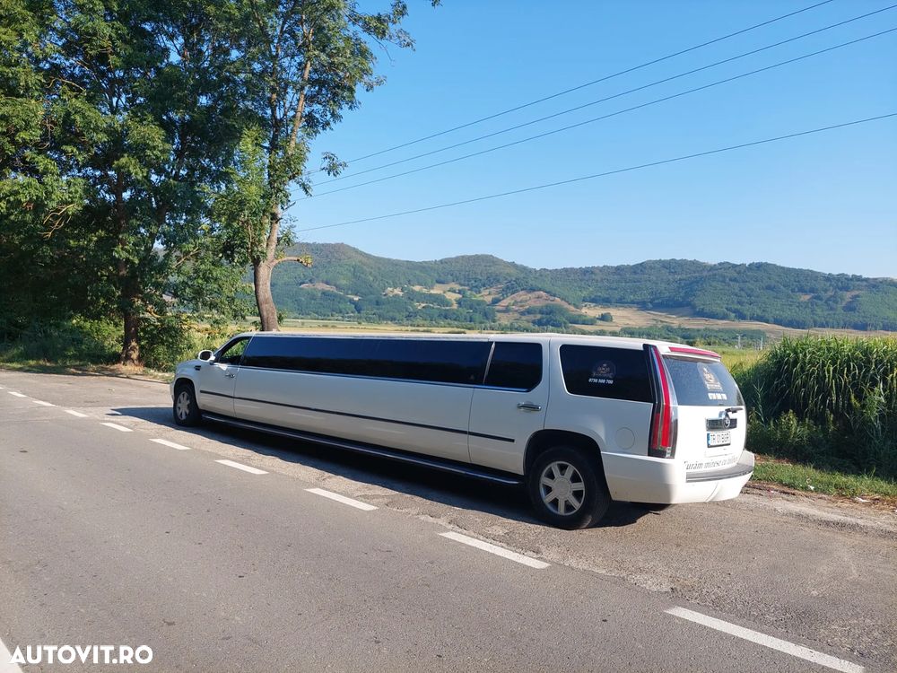 Cadillac Escalade - 5