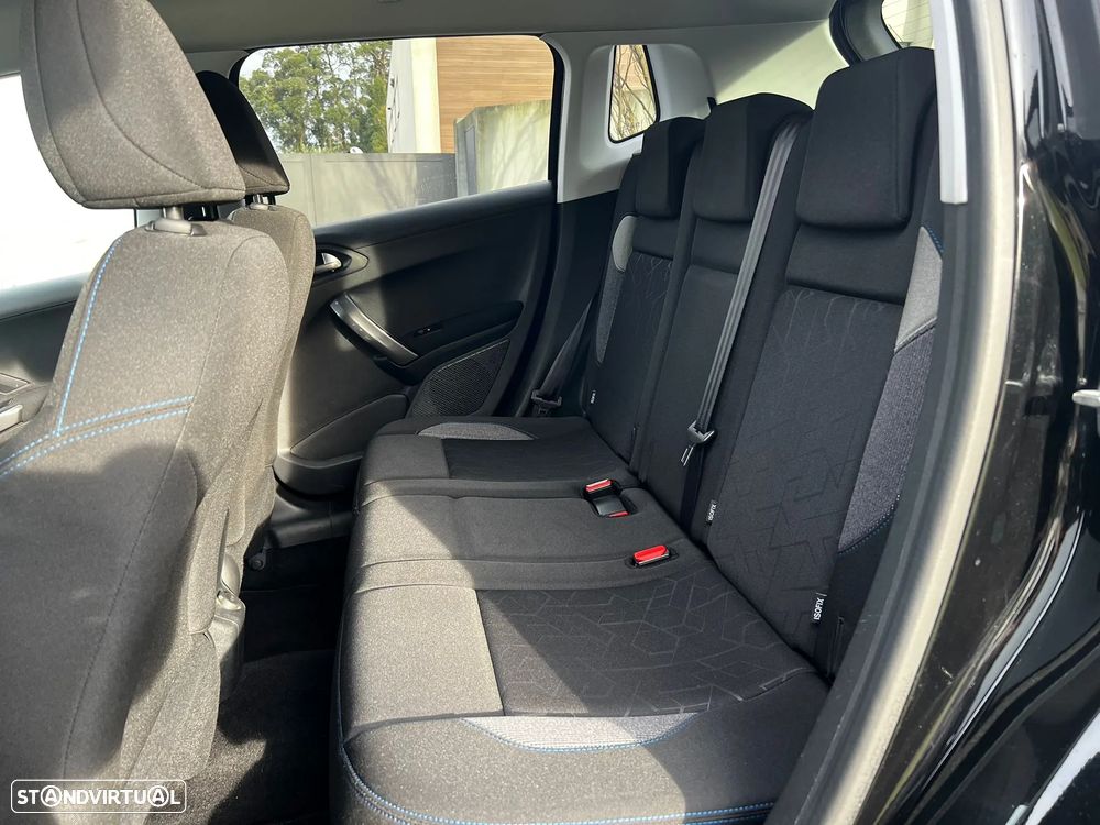 Peugeot 2008 1.2 PureTech Allure - 18