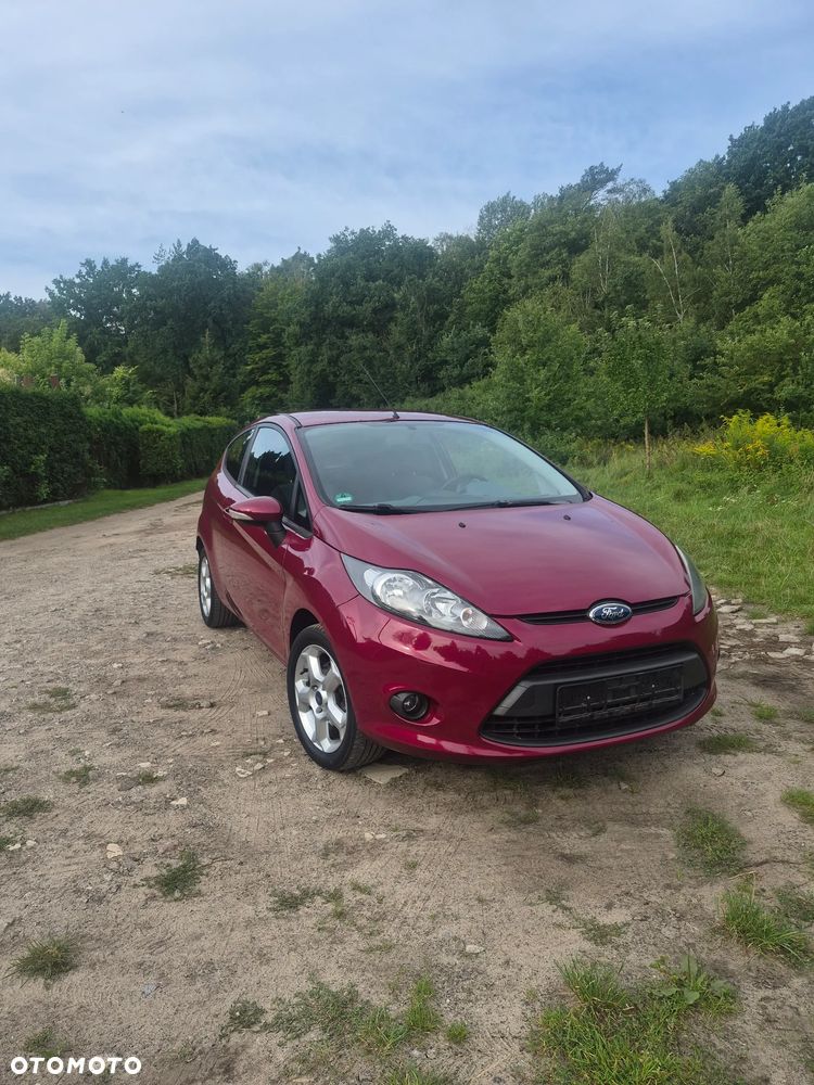 Ford Fiesta 1.25 Ambiente - 1