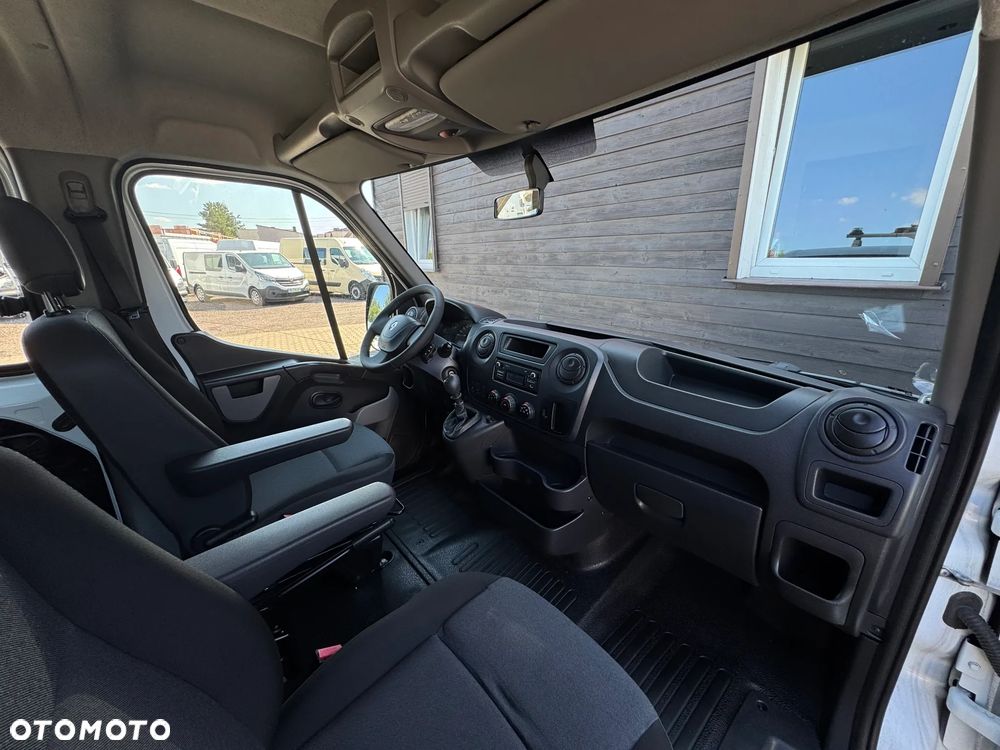 Renault Master - 18