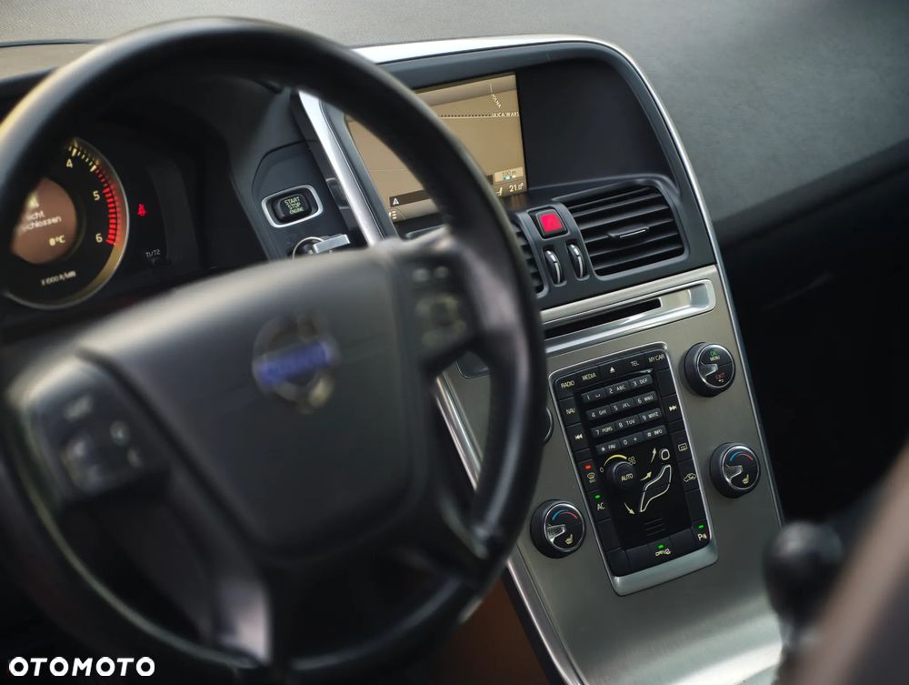 Volvo XC 60 D4 Kinetic - 9