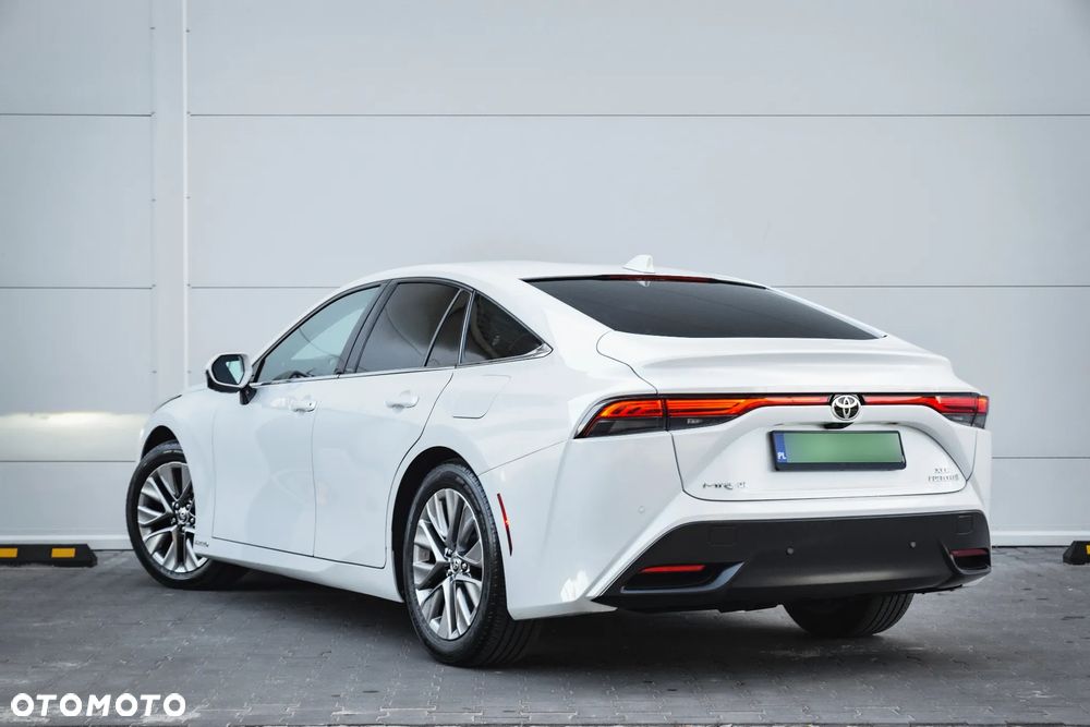 Toyota Mirai - 4