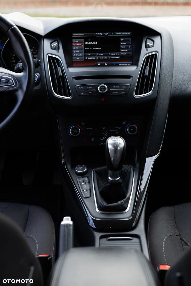 Ford Focus 1.5 EcoBoost Start-Stopp-System COOL&CONNECT - 14