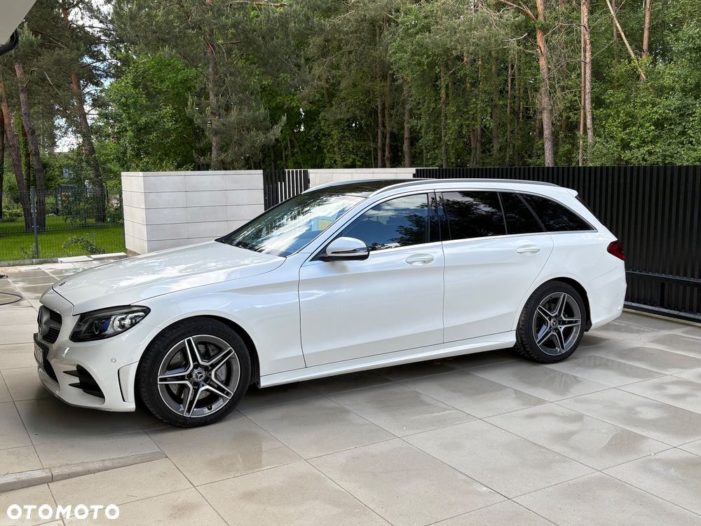 Mercedes-Benz Klasa C 300 9G-TRONIC - 3