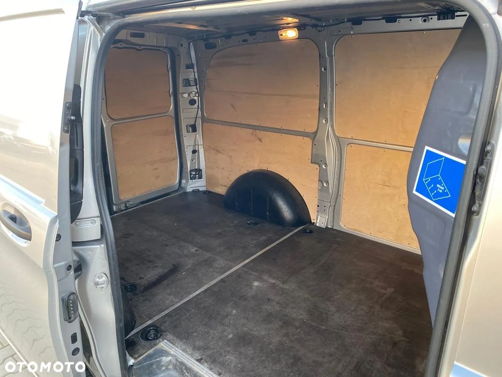 Mercedes-Benz Vito 114 CDI Furgon - 9