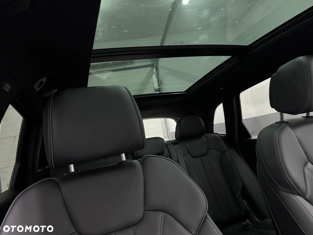 Audi Q5 55 TFSIe quattro S tronic S line - 19