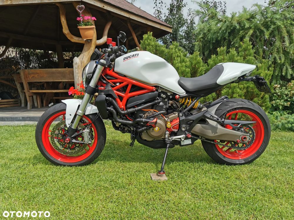 Ducati Monster - 6