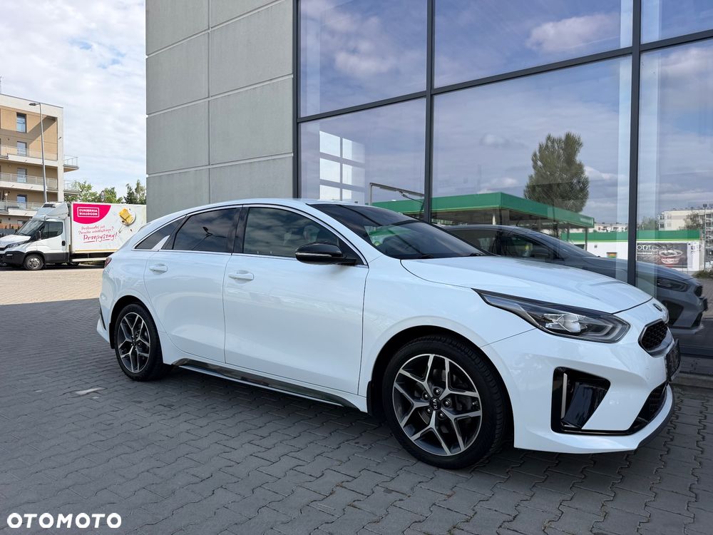 Kia ProCeed 1.6 CRDi GT Line DCT - 10