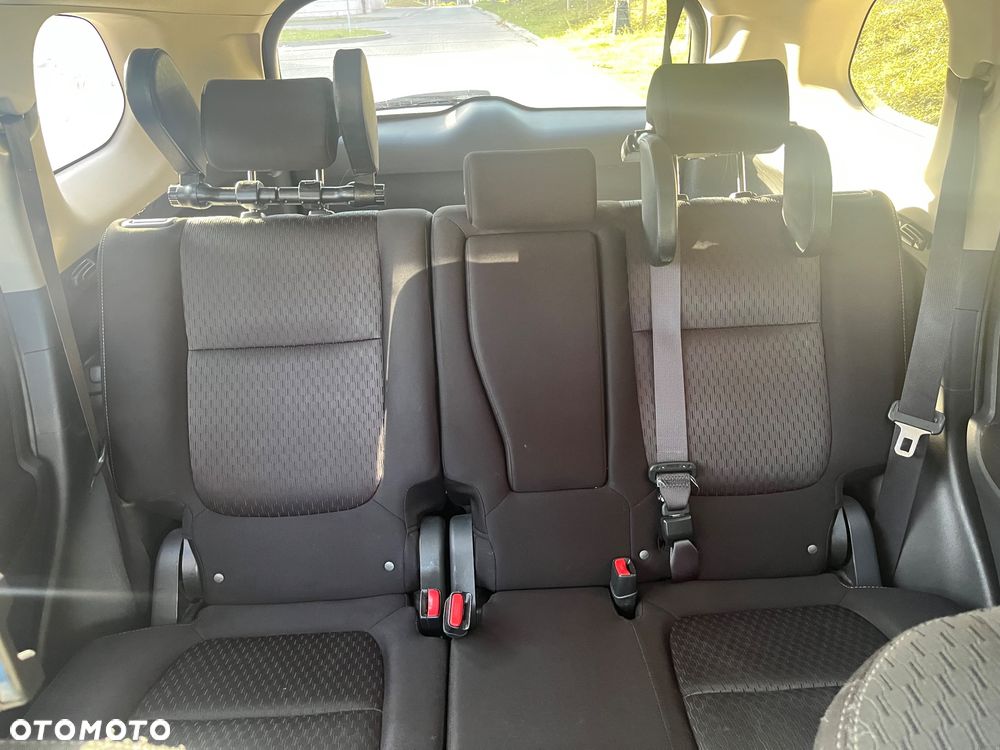 Mitsubishi Outlander - 5