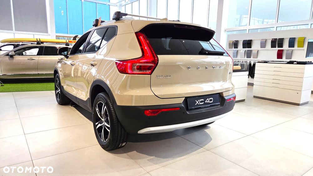 Volvo XC 40 B3 Core - 4