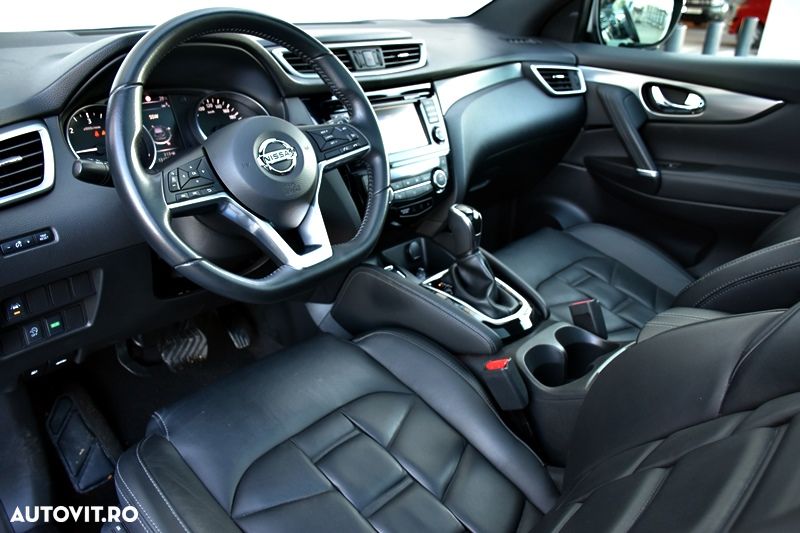 Nissan Qashqai 1.6 DCI Xtronic TEKNA+ - 12