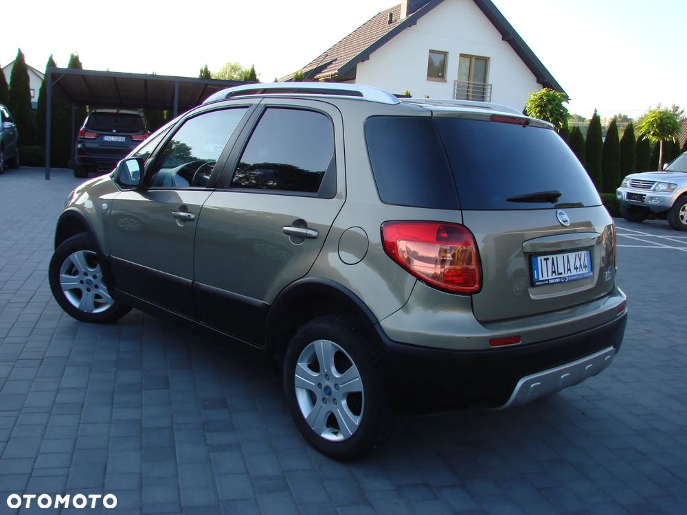 Fiat Sedici 1.6 16V 4x4 Luxury - 9