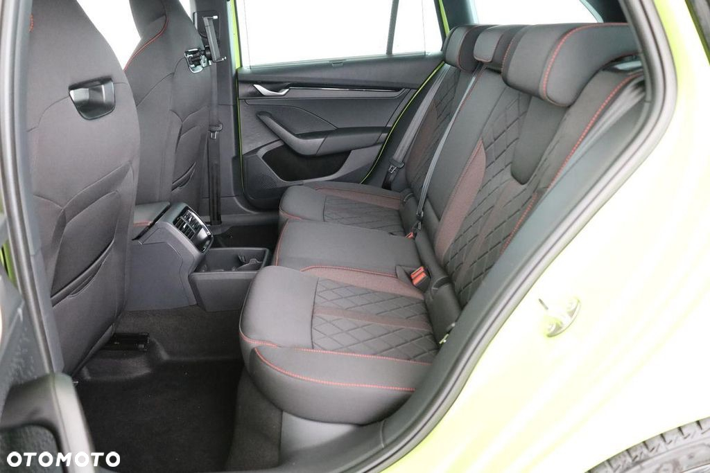 Skoda Octavia 2.0 TSI RS DSG - 7