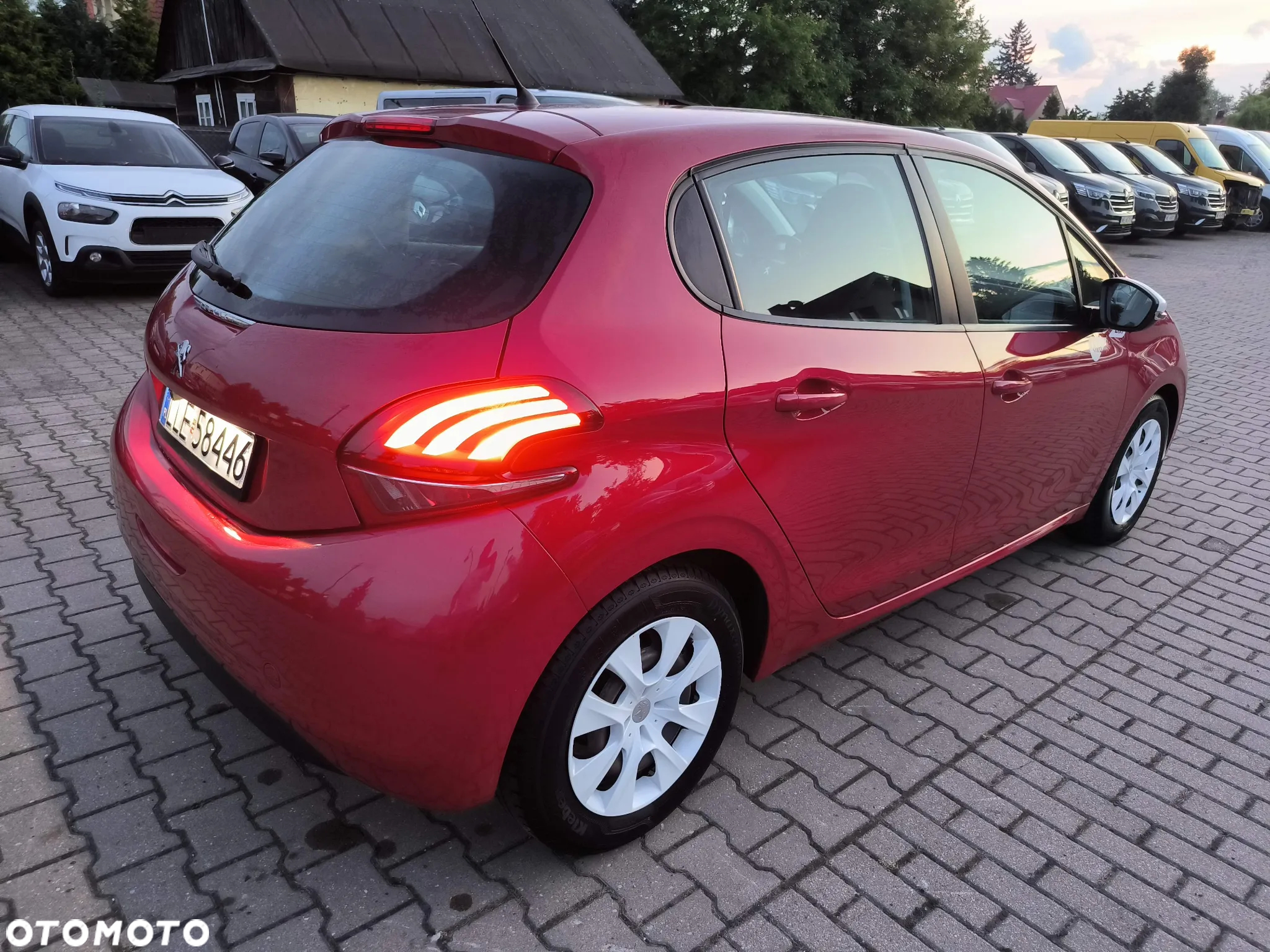 Peugeot 208 PureTech 68 Like - 3