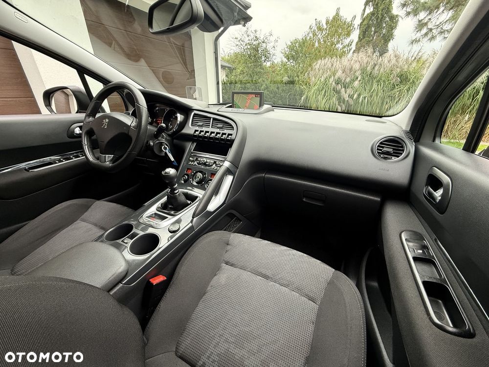 Peugeot 3008 155 THP Active - 29