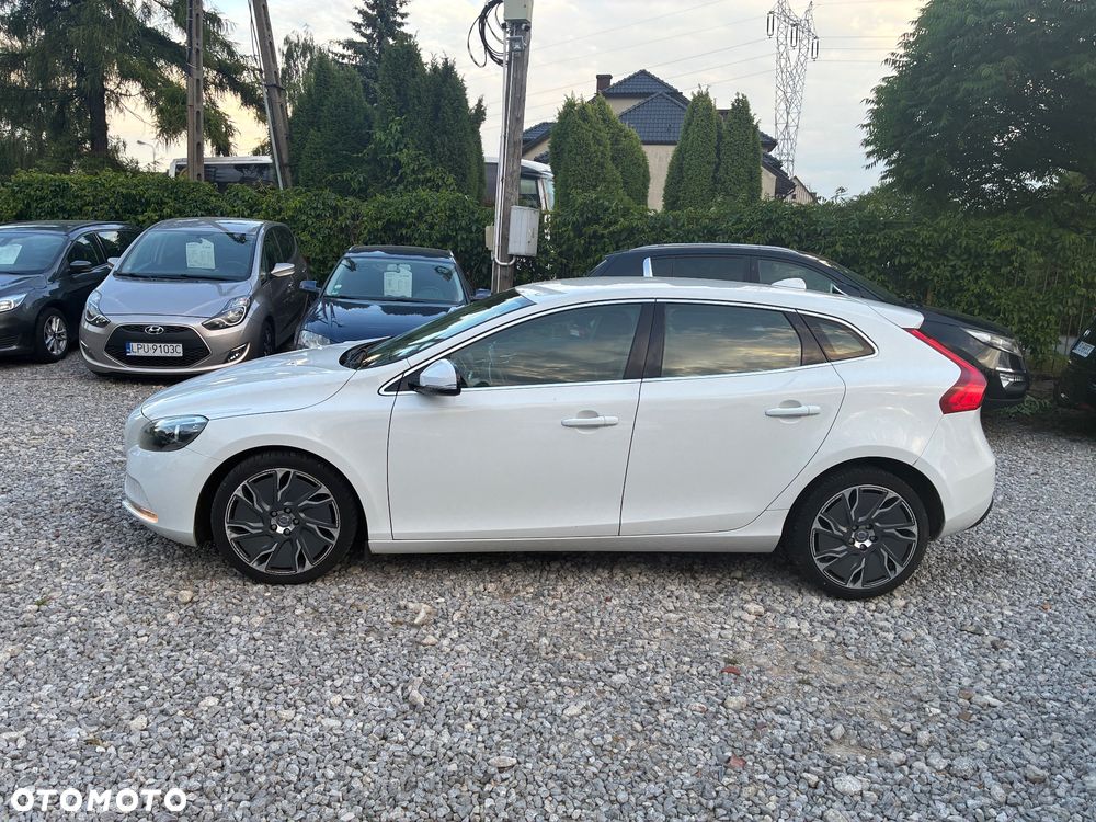 Volvo V40 D2 - 4